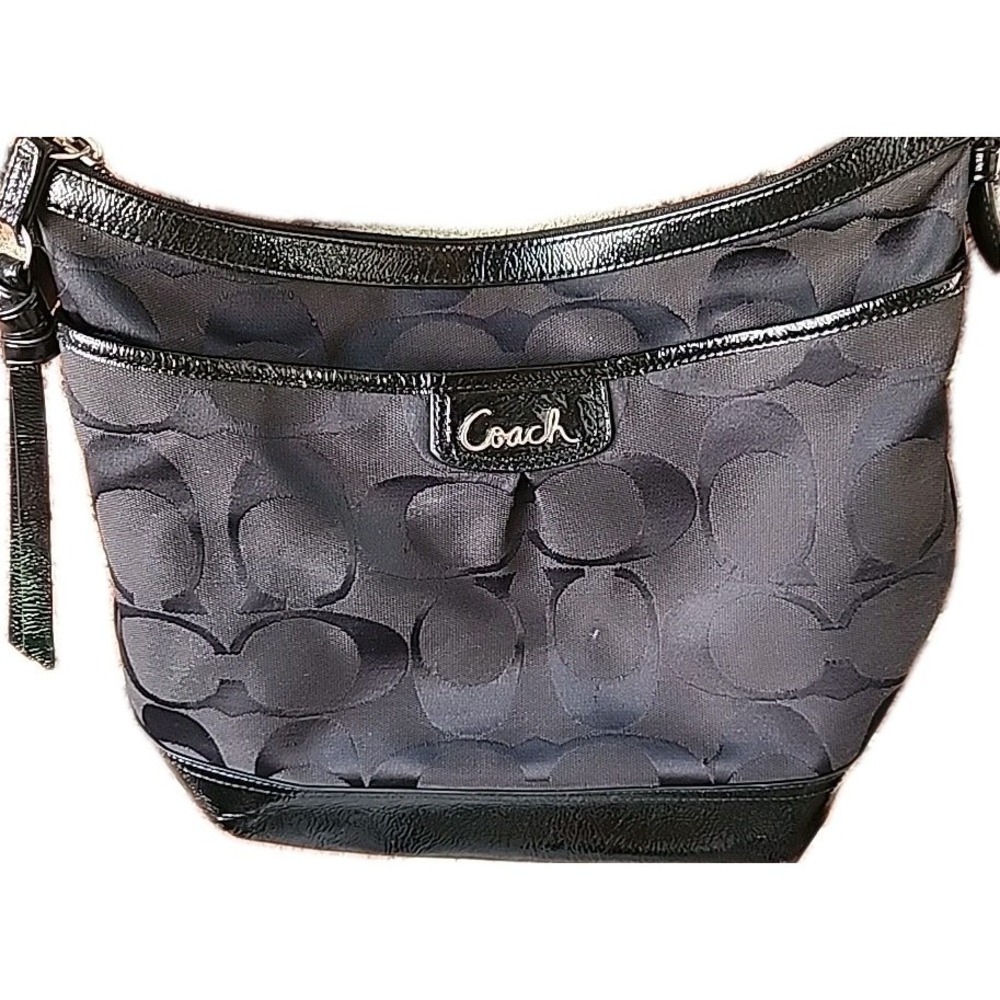 Coach Signature Black Canvas Patent Leather Shoulder Bag F19727 Vintage Medium